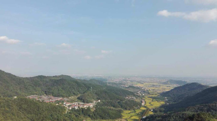 001EFHzpgy6WaXqEZ9jb5