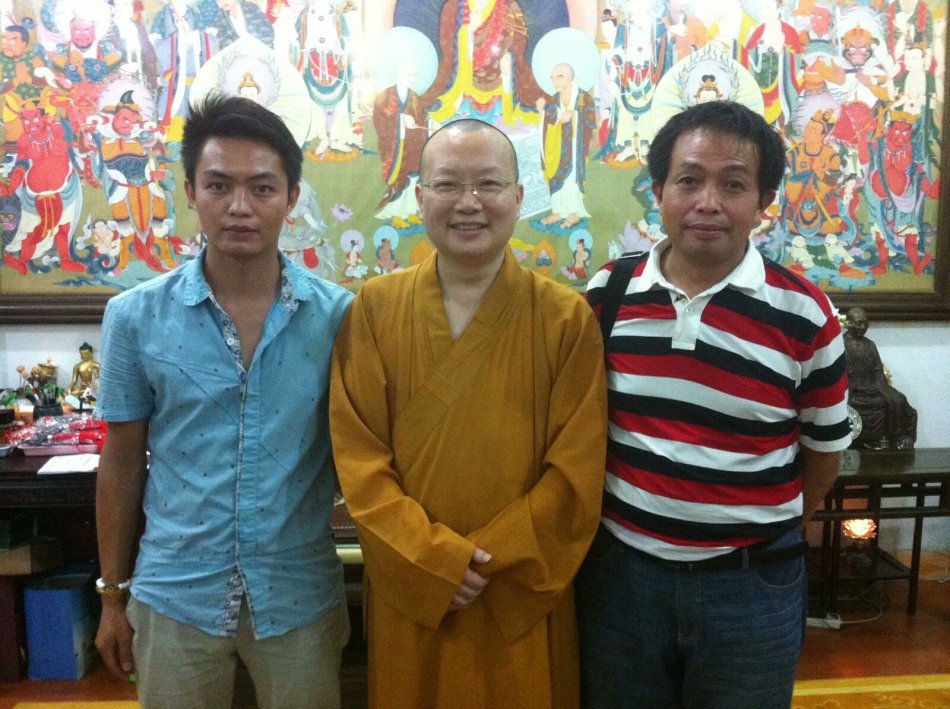 001EFHzpzy73B4JbNf523