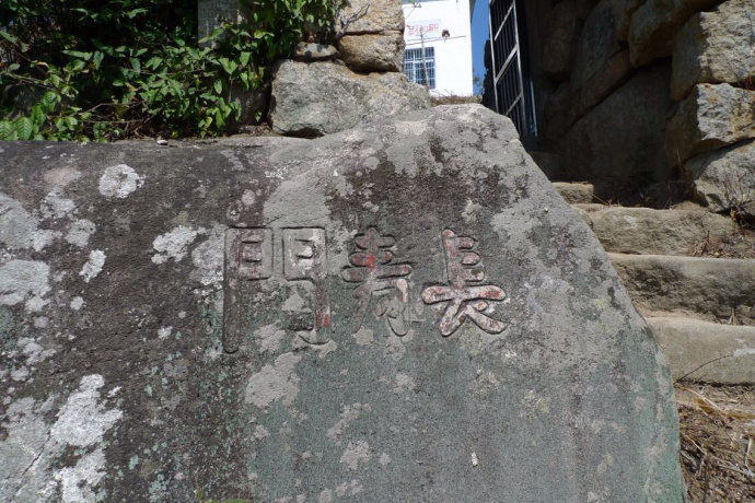 001EFHzpgy6W0WYoGr3f5