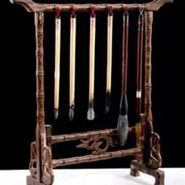 001EFHzpgy6UXLwDihs2a&690