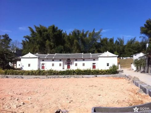 001EFHzpgy6UXLy7brh8f&690