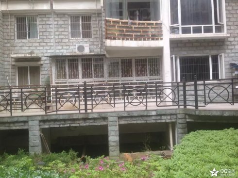 001EFHzpzy6T0Q22xd6c0&690