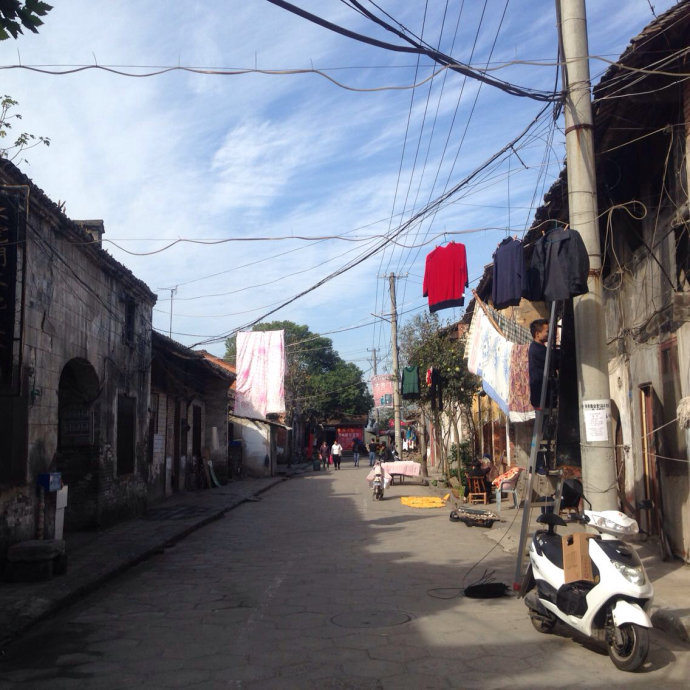 001EFHzpgy6W6VYcJJM8a