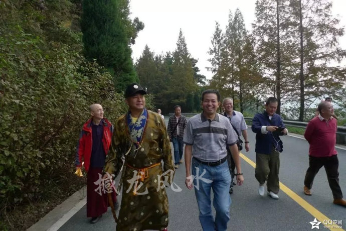 001EFHzpgy6VGioipIkd0&690