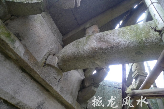 001EFHzpgy6WhatB2XC20&690