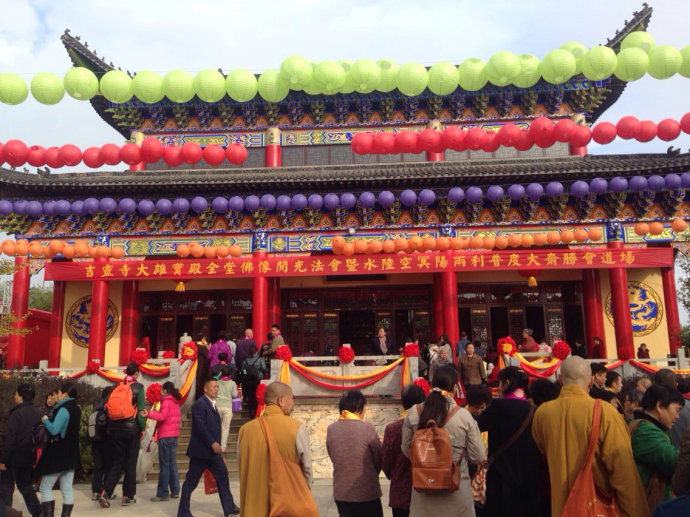 001EFHzpgy6X1HFjZHoce