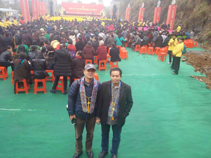 001EFHzpgy6WZuLyt2353