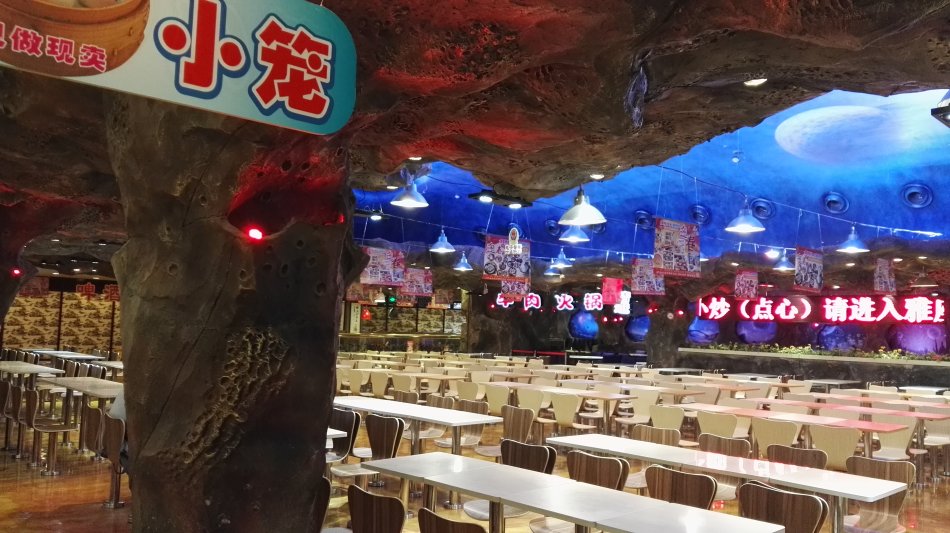 001EFHzpgy6YcXsvix0ae