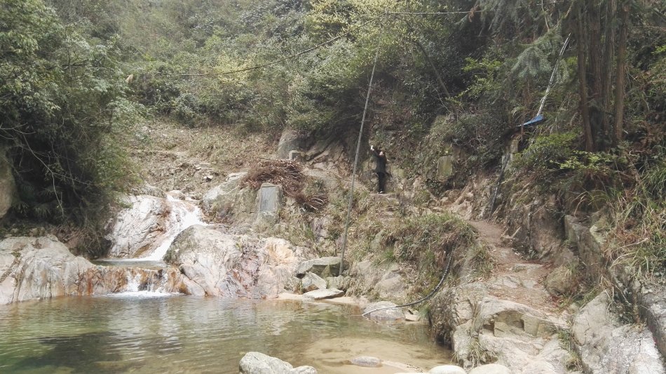 001EFHzpgy70jZqOGTM5a