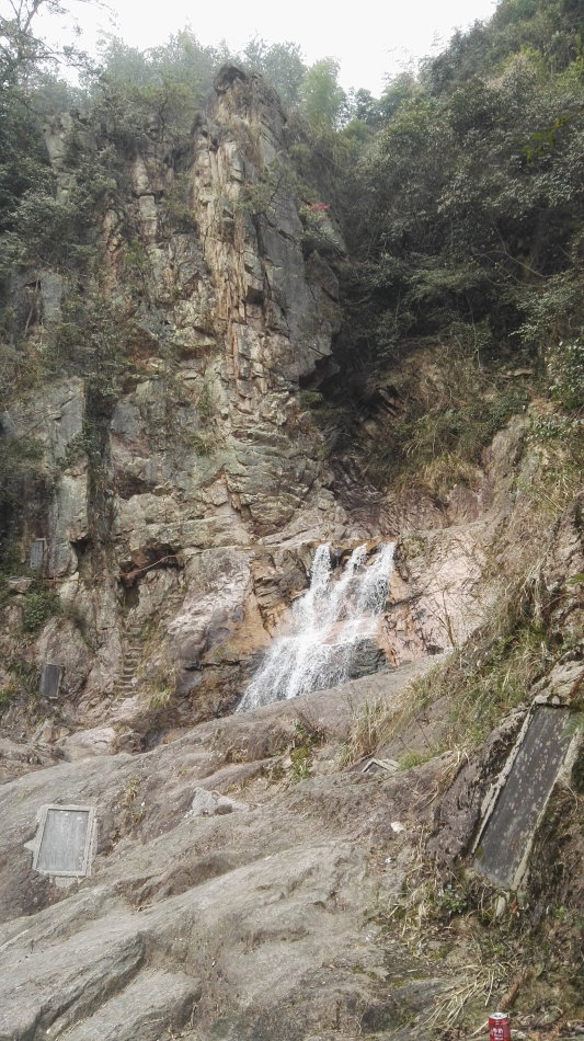 001EFHzpgy70jZrQE84c4