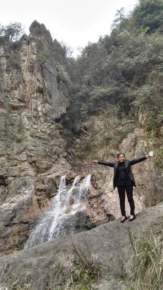 001EFHzpgy70k21681D25