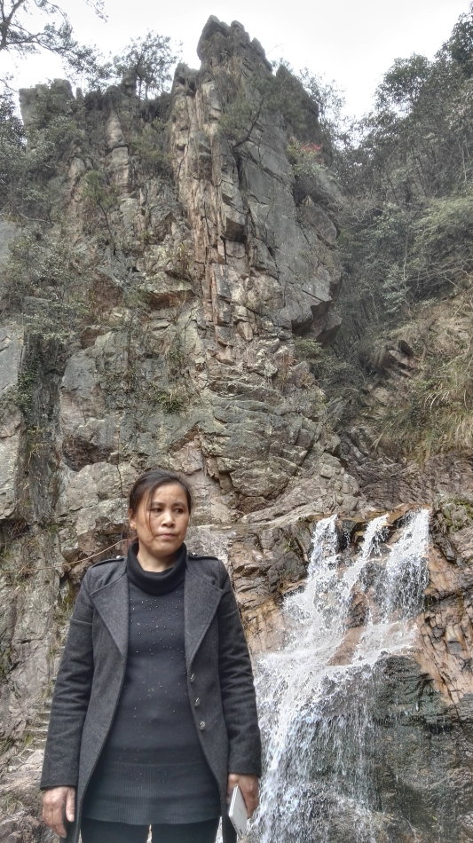 001EFHzpgy70k221JfH59