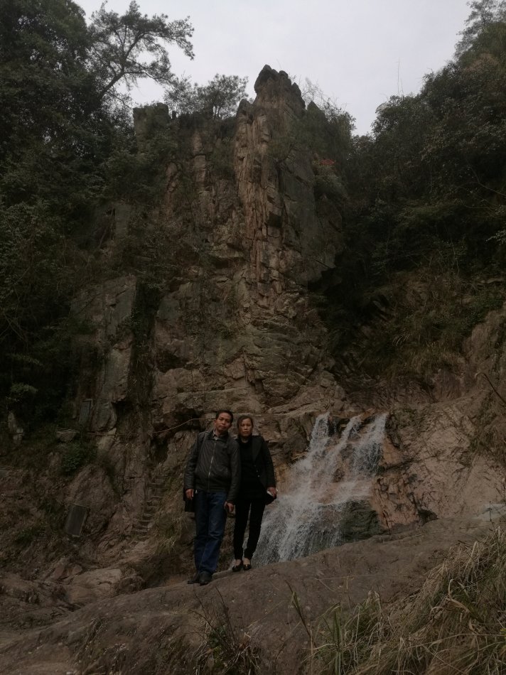 001EFHzpgy70k25GTX9ef