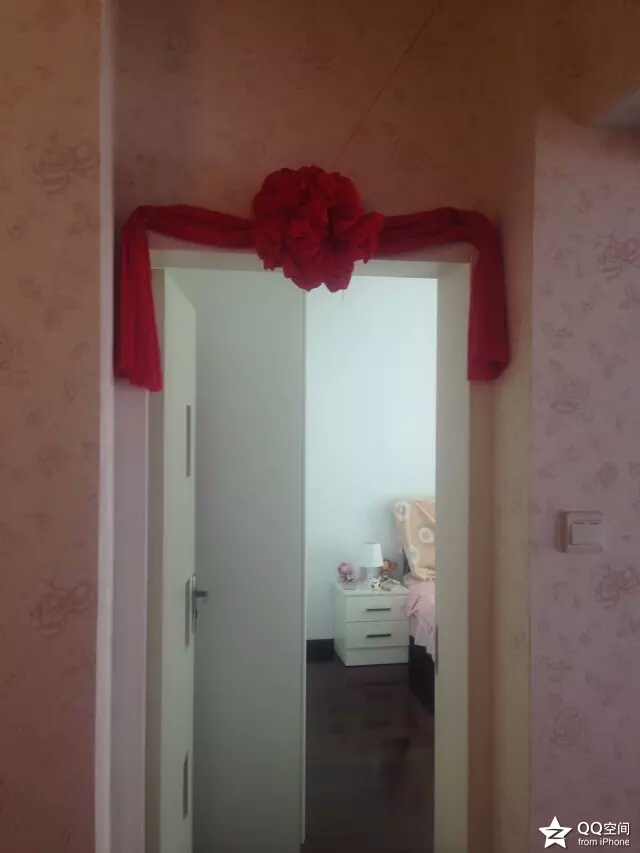 001EFHzpzy70uaHPxcY00