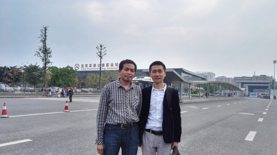 001EFHzpgy70ZZm4bmL8f