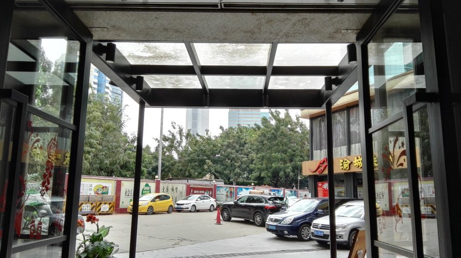 001EFHzpgy71BIy7rvS4c