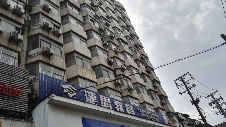 001EFHzpgy72nej3Gk79f