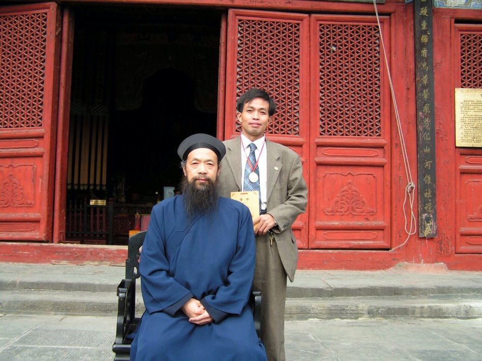 001EFHzpgy72krWgJLleb