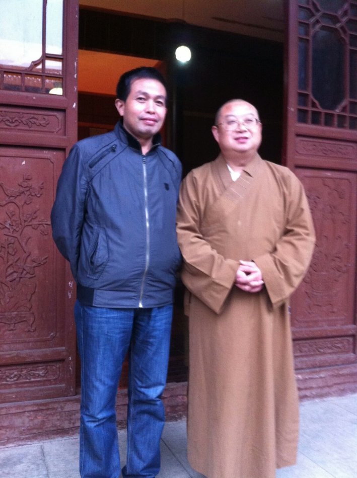 001EFHzpgy72kuCyHLYda