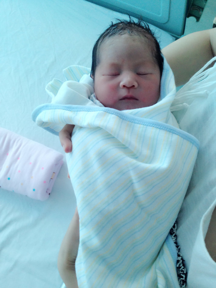 001EFHzpzy74kj8sEWw0c