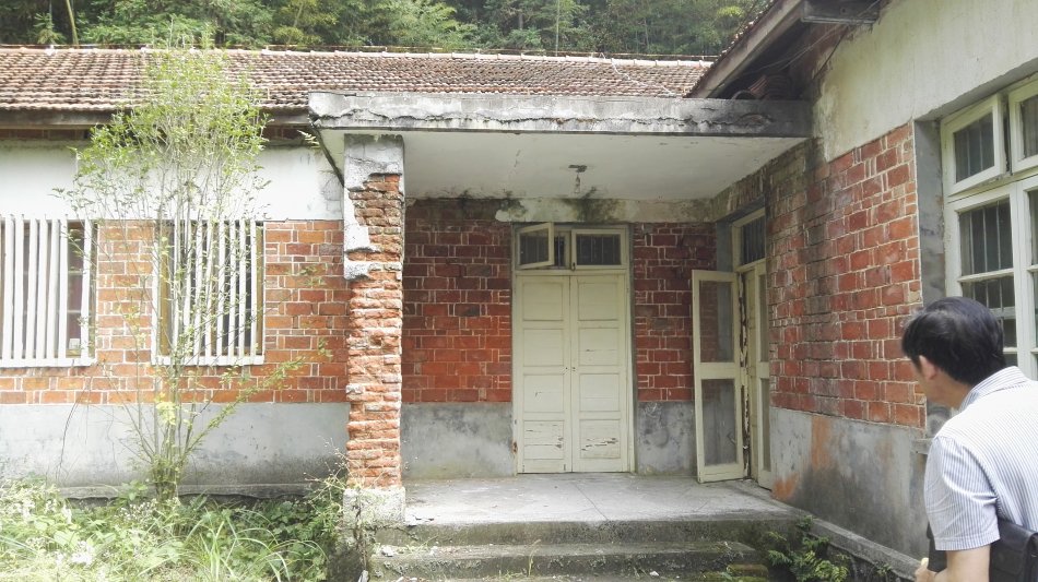 001EFHzpzy75pc0t86z0f