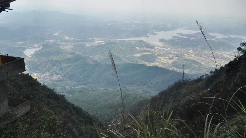 001EFHzpzy75pc3Q5JHf5