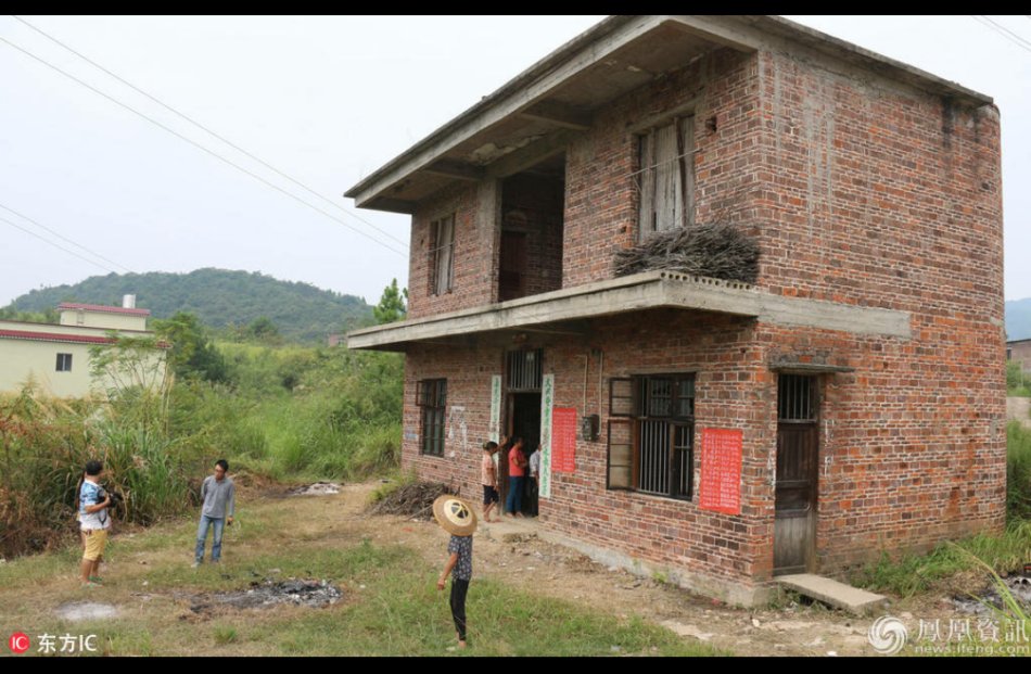 001EFHzpzy74IgdoVT349