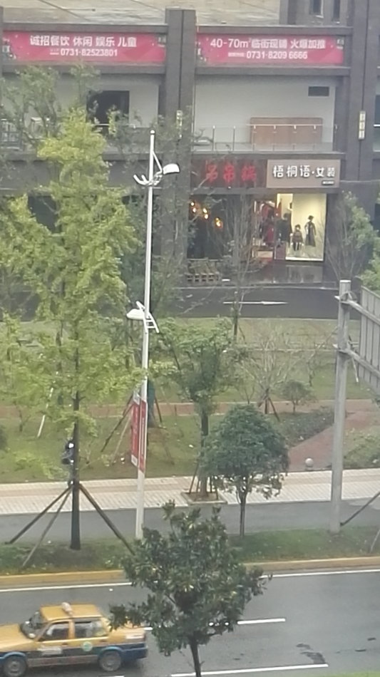 001EFHzpzy75Qsol8Nrf1