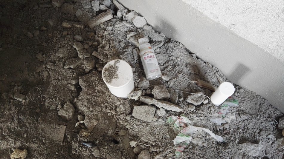 001EFHzpzy76aYlcPXL35