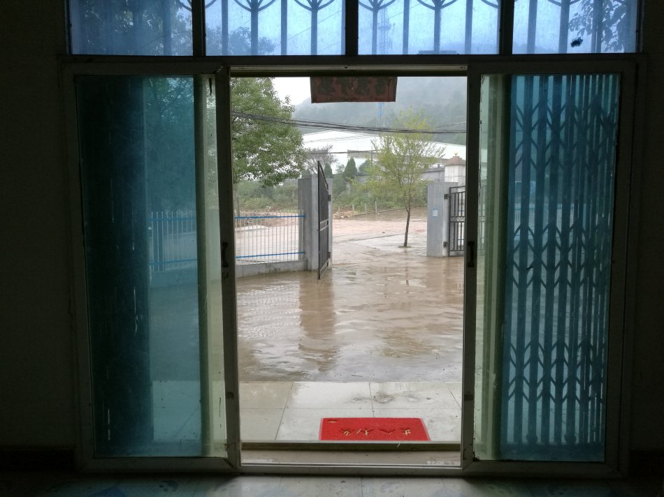 001EFHzpzy76hEPb75g7a