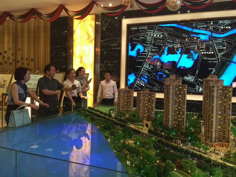 武汉易数文化研究院院长向女企业家们谈《幸福女人与风水》